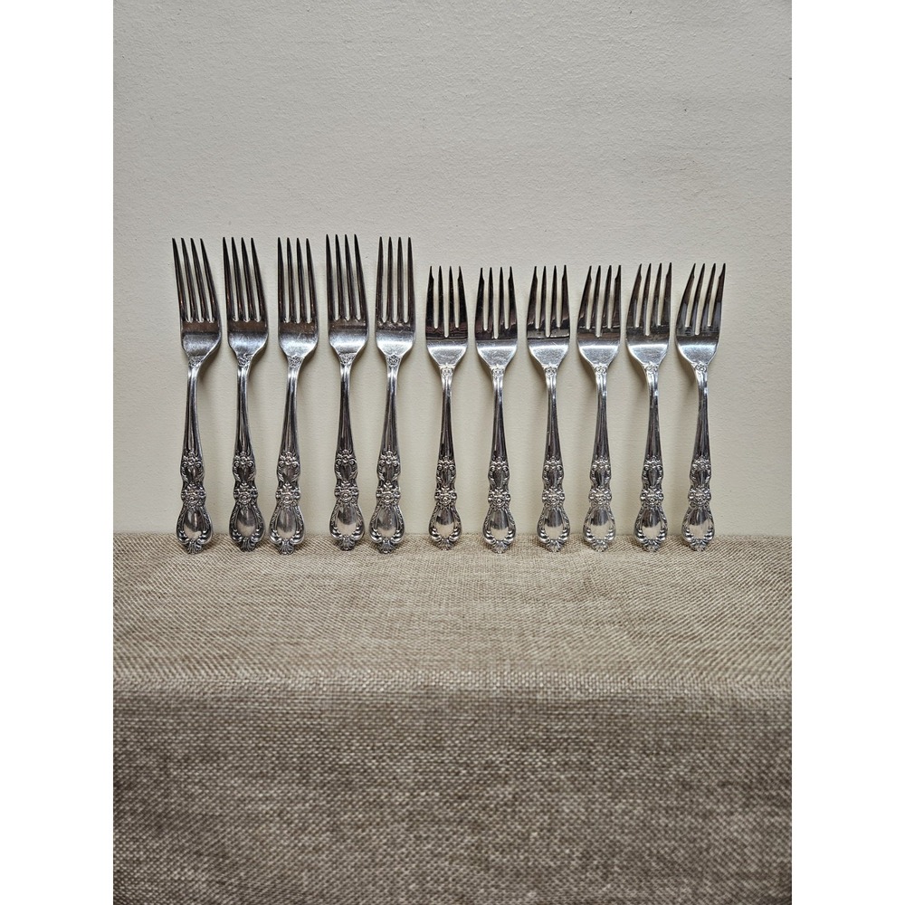 Rogers Bros Heritage 1847 IS Silver Plate Silverware Set Of Dinner & Salad Forks